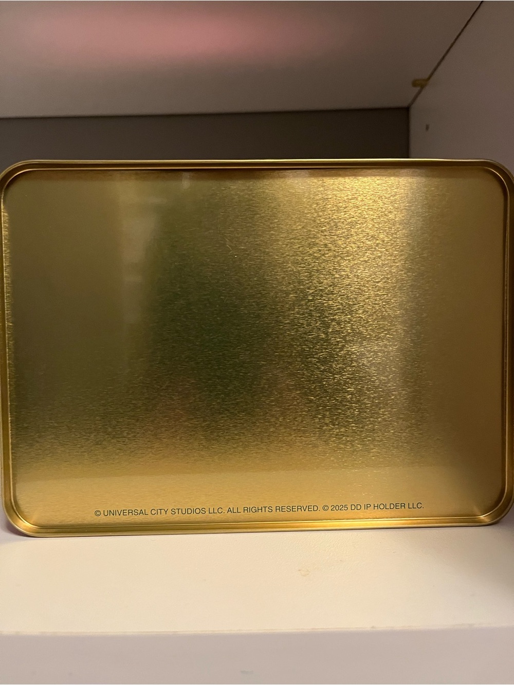 Limited Edition Dunkin WICKED Munchkin Tin - Picture 2 of 4